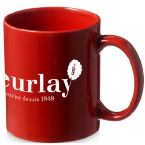 Le Mug Beurlay, indispensable au quotidien pour savourer vos thés ou cafés accompagnés de nos délicieuses Galettes Charentaises
